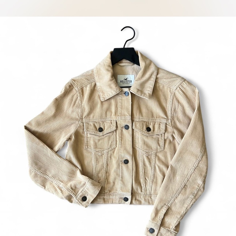 Hollister Beige Knit‎ Sweater